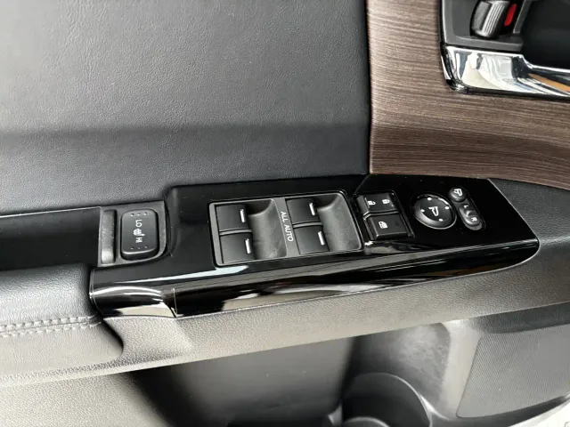 Honda Odyssey — Фото автомобиля 11