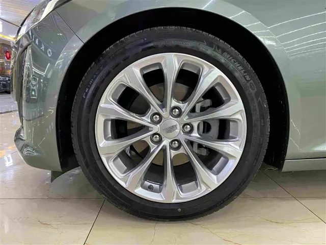 Cadillac CT5 — Фото автомобиля 5