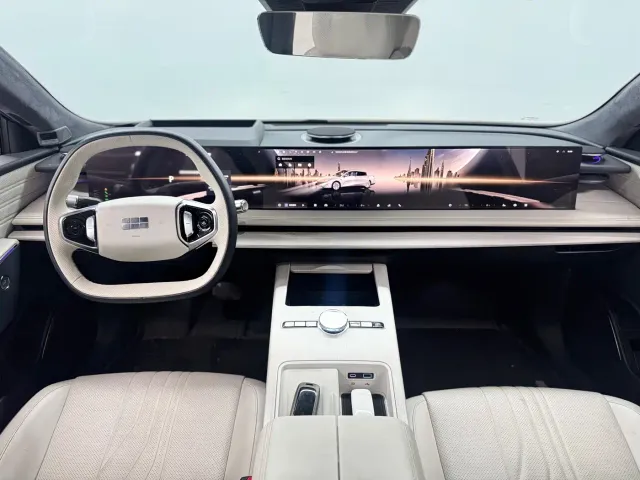 Geely Galaxy E8 — Фото автомобиля 7