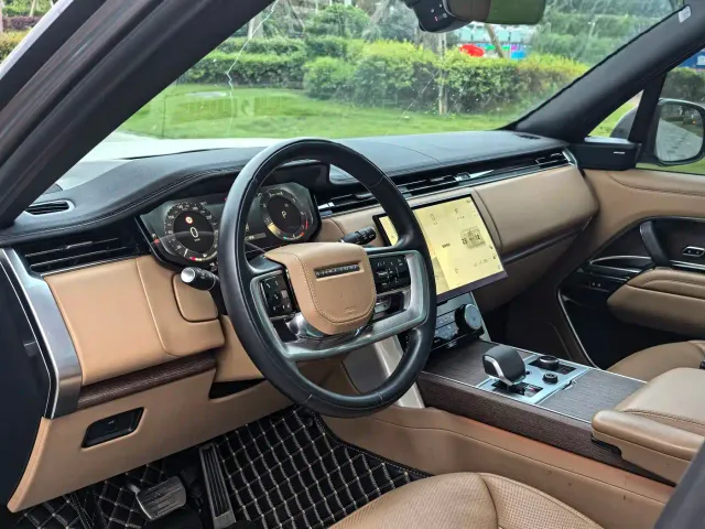 Land Rover Range Rover — Фото автомобиля 6