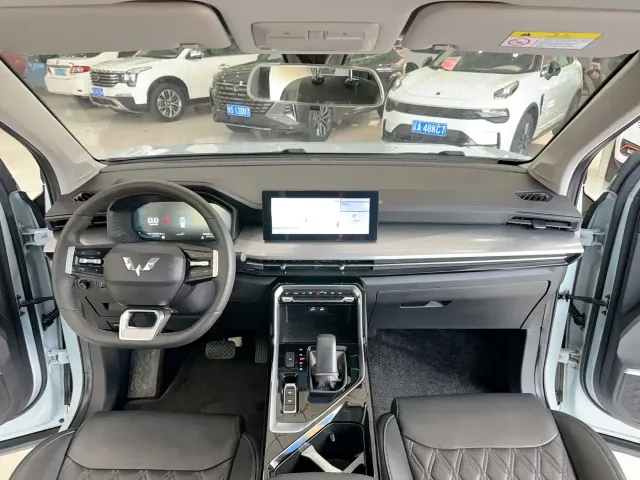 Wuling Asta — Фото автомобиля 15