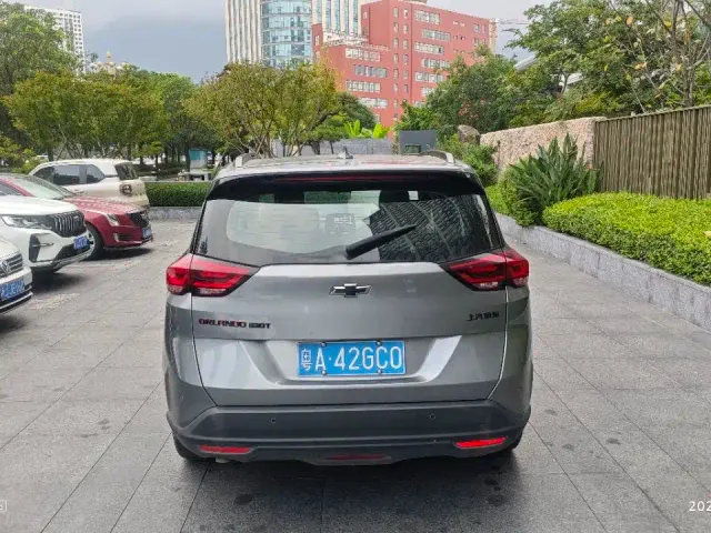 Chevrolet Orlando — Фото автомобиля 5