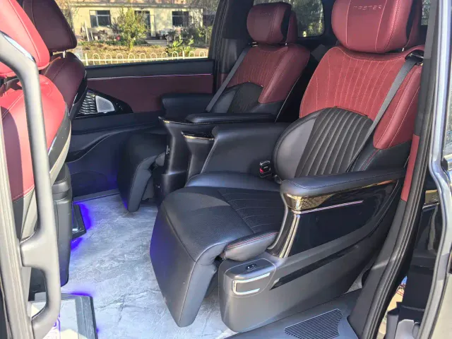 GAC Trumpchi M8 — Фото автомобиля 8