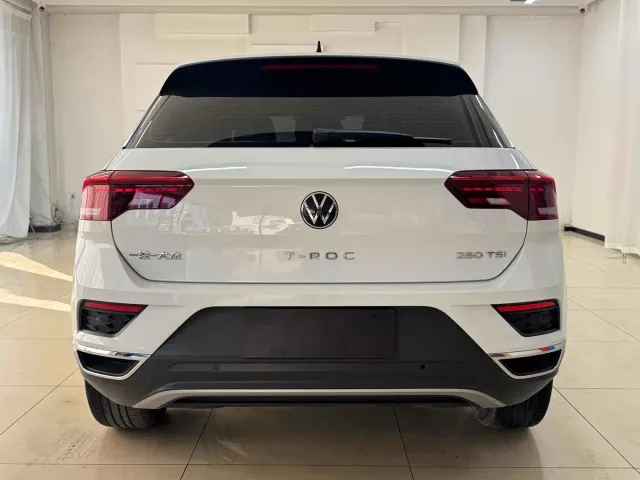 Volkswagen T-Roc — Фото автомобиля 5