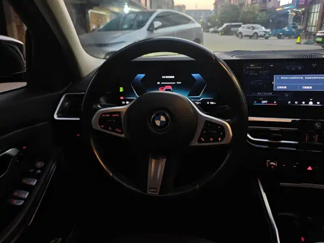 BMW i3 — Фото автомобиля 15