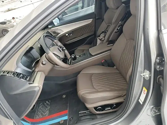 BYD Han — Фото автомобиля 14