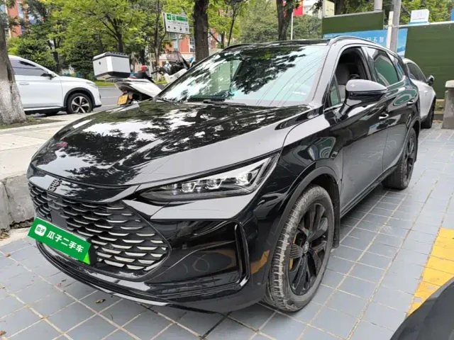 Фотография автомобиля — BYD Tang