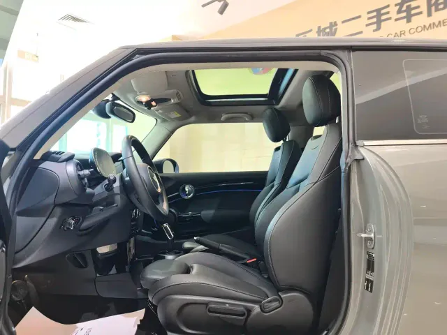 MINI Hatch — Фото автомобиля 4
