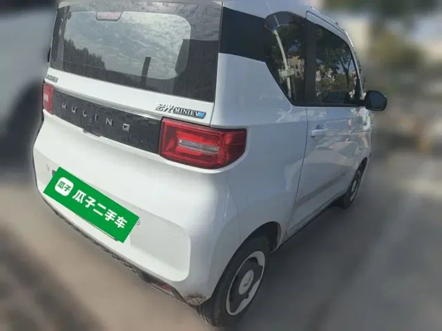 Wuling Hongguang Mini EV — Фото автомобиля 4