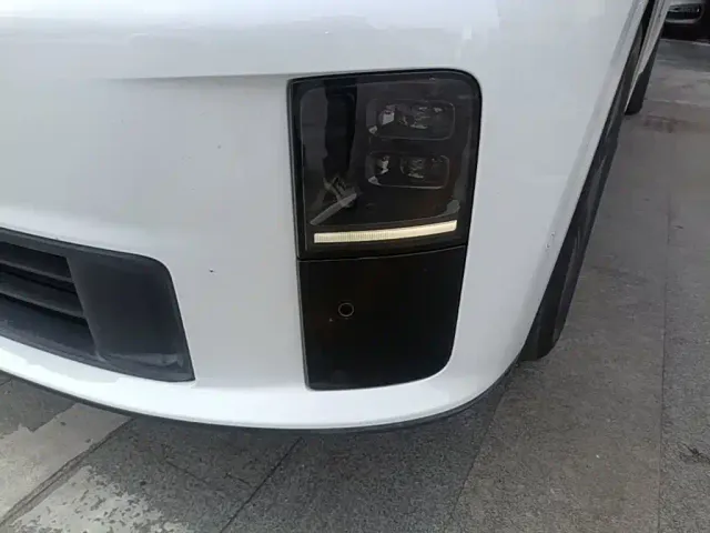 Li Auto Li Auto i6 2025 2WD Base Model — Фото автомобиля 23