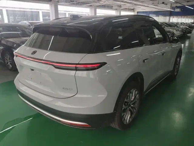 Nio ES6 — Фото автомобиля 6