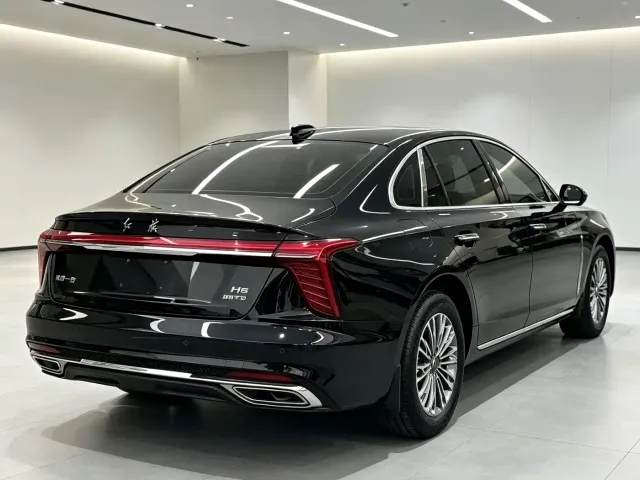 Hongqi H5 — Фото автомобиля 7