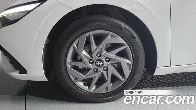 Hyundai AVANTE Новый Avante (CN7) — Фото автомобиля 5
