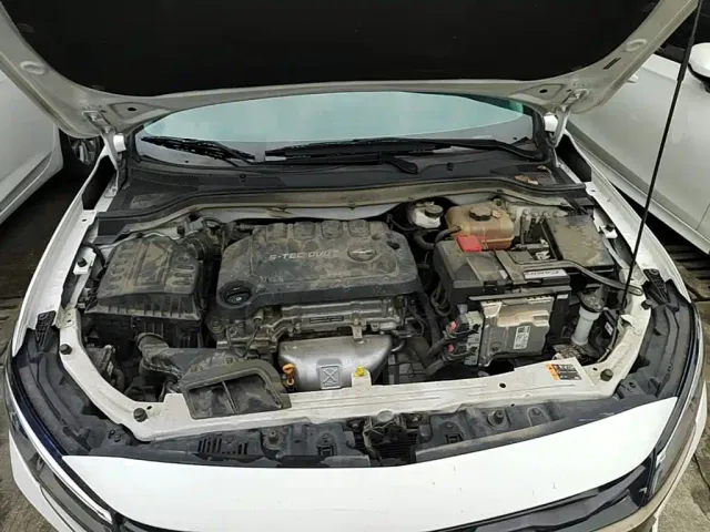 Chevrolet Monza — Фото автомобиля 19