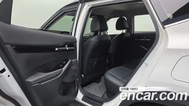 Kia Seltos Новый Seltos Бензин 2.0 4WD — Фото автомобиля 16