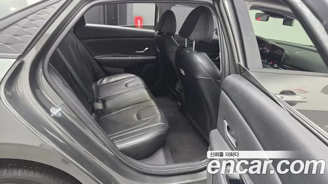 Hyundai AVANTE Новый Avante (CN7) — Фото автомобиля 5