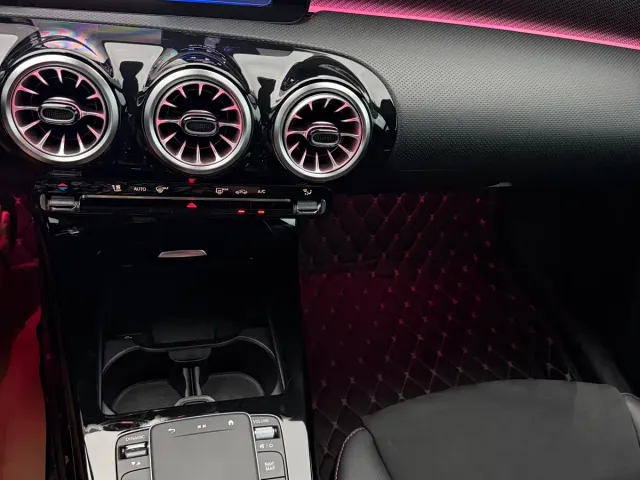 Mercedes-Benz A-Class — Фото автомобиля 9