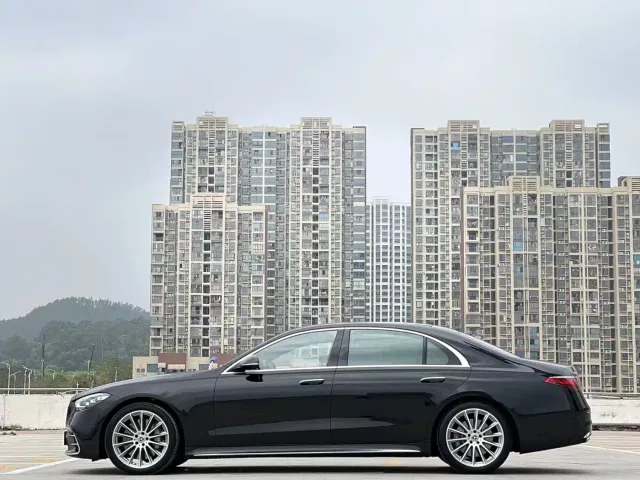 Mercedes-Benz S-Class — Фото автомобиля 15