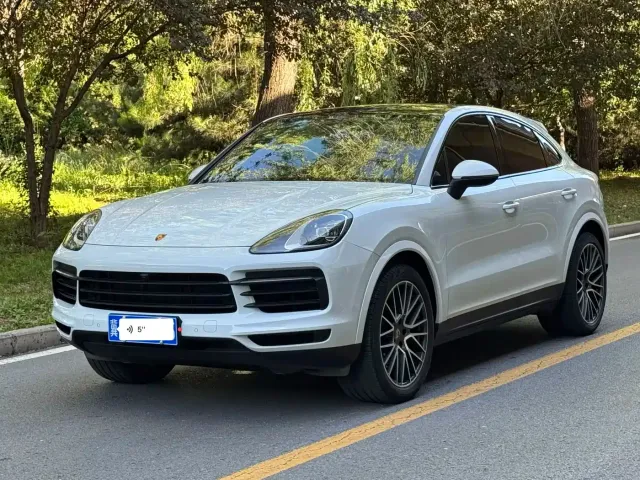 Фотография автомобиля — Porsche Cayenne