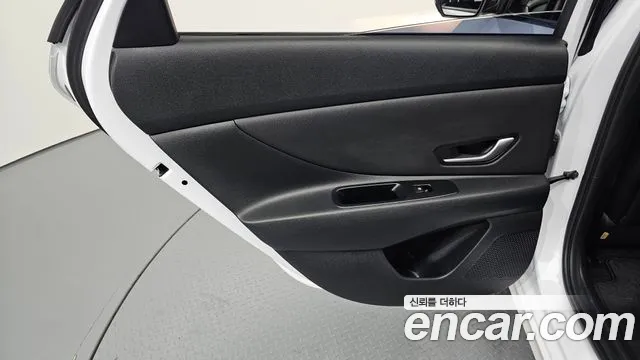 Hyundai Avante CN7 — Фото автомобиля 14