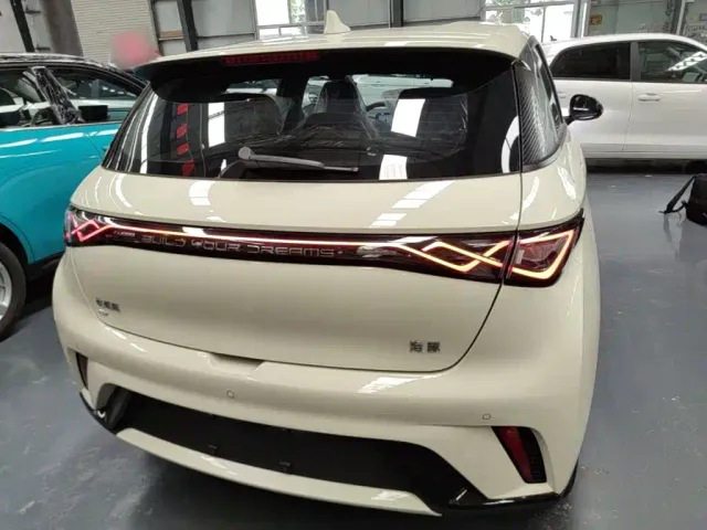BYD Dolphin — Фото автомобиля 5