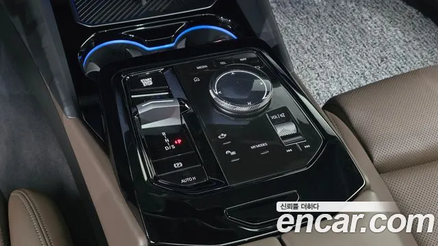 BMW 5 Series G60 — Фото автомобиля 9