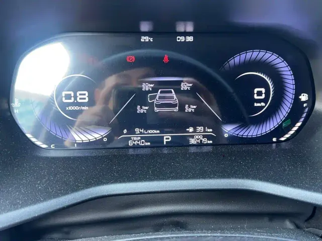 Geely Emgrand — Фото автомобиля 9