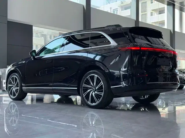 Xpeng G9 — Фото автомобиля 7