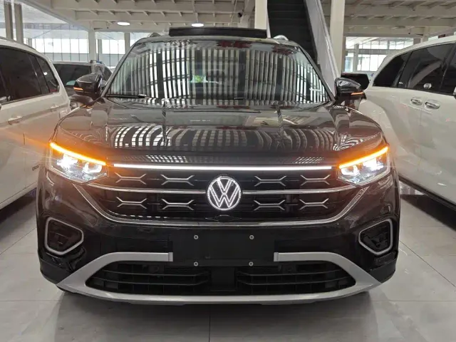 Volkswagen Tayron — Фото автомобиля 2