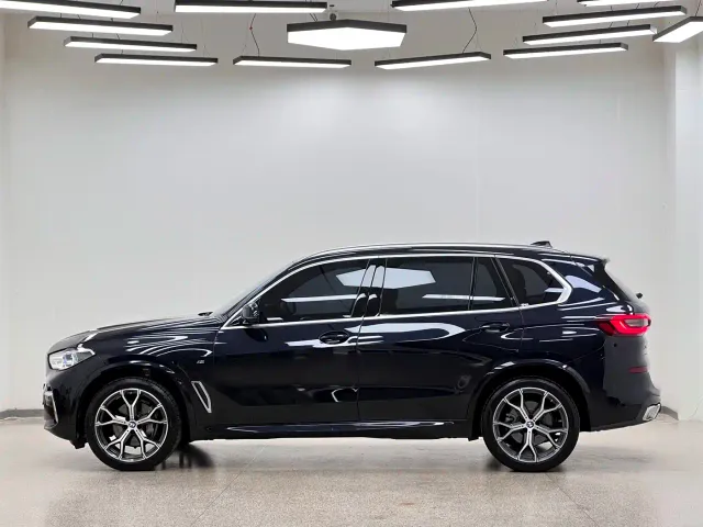 BMW X5 — Фото автомобиля 4