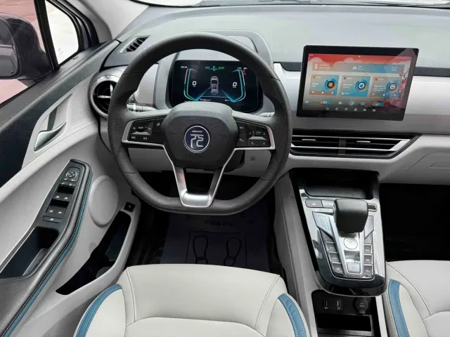 BYD Yuan Pro — Фото автомобиля 9