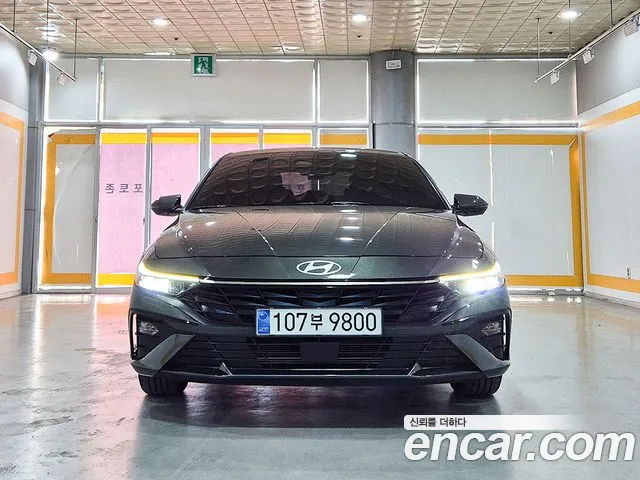 Hyundai Avante CN7 — Фото автомобиля 3