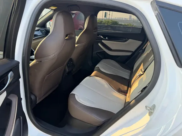 BYD Qin PLUS — Фото автомобиля 8