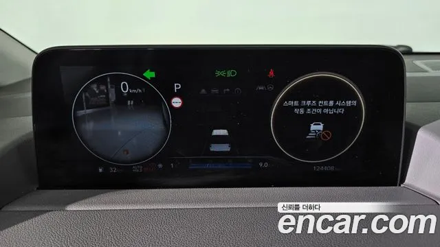 Hyundai Staria Staria 4WD Lounge 9 мест — Фото автомобиля 8