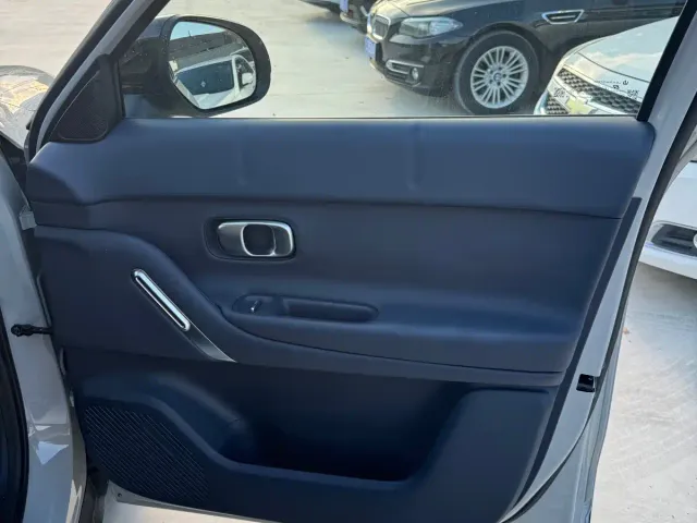 Leapmotor A10 — Фото автомобиля 9