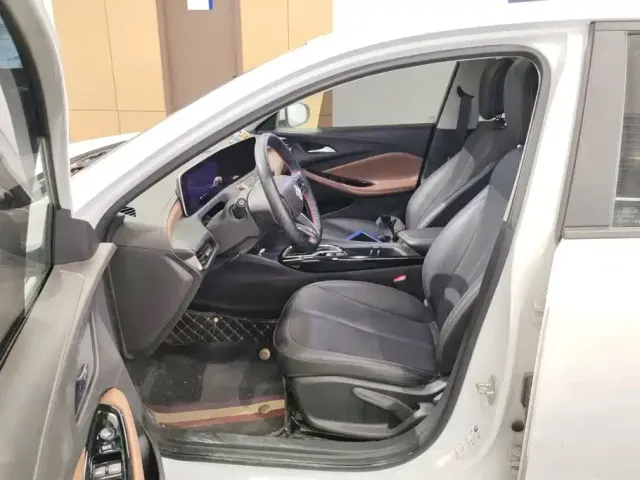 Buick Verano — Фото автомобиля 9
