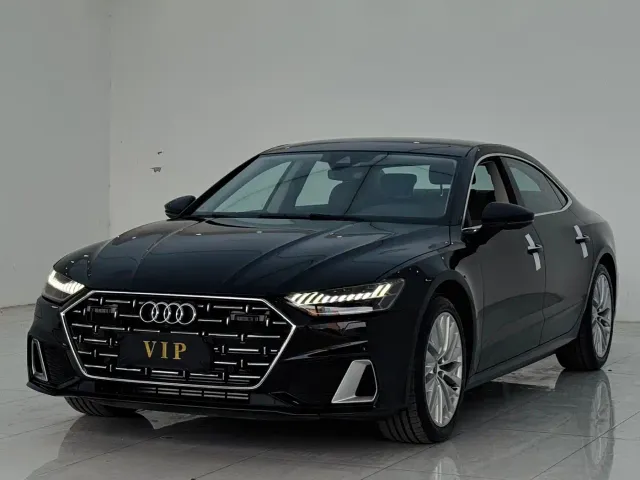 Audi A7L — Фото автомобиля 3