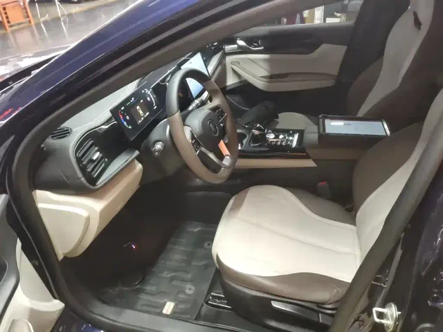 BYD Qin PLUS — Фото автомобиля 14