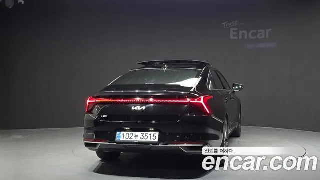 Kia K8 — Фото автомобиля 4