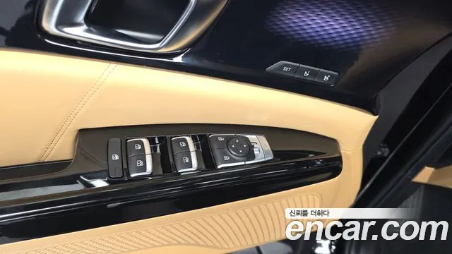 Kia Canival — Фото автомобиля 17