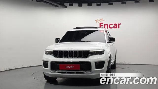 Jeep Cherokee Grand Cherokee(WL) L 3.6 Overland — Фото автомобиля 3
