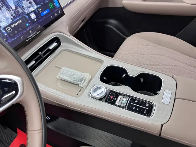 Chery Tiggo 8 PLUS C-DM — Фото автомобиля 25
