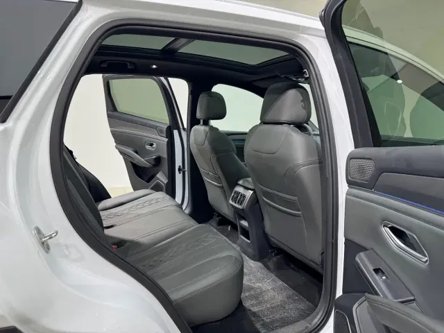 BYD Song L DM-i — Фото автомобиля 9