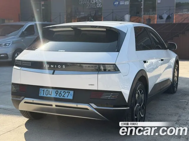 Hyundai Ioniq 5 — Фото автомобиля 4