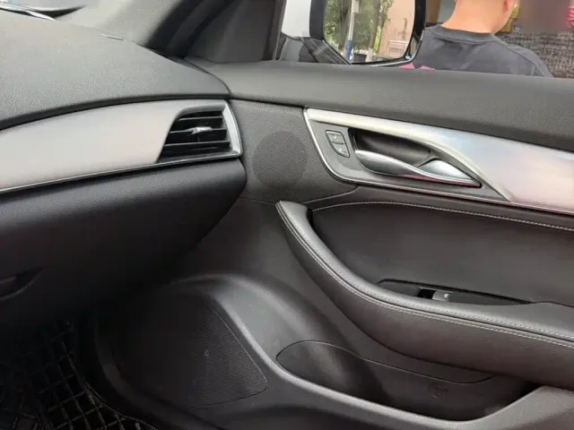 Cadillac CT5 — Фото автомобиля 4