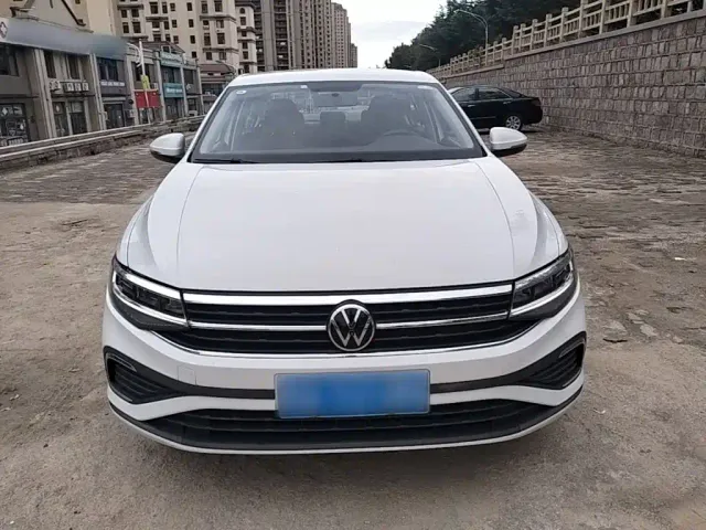 Volkswagen Bora — Фото автомобиля 2