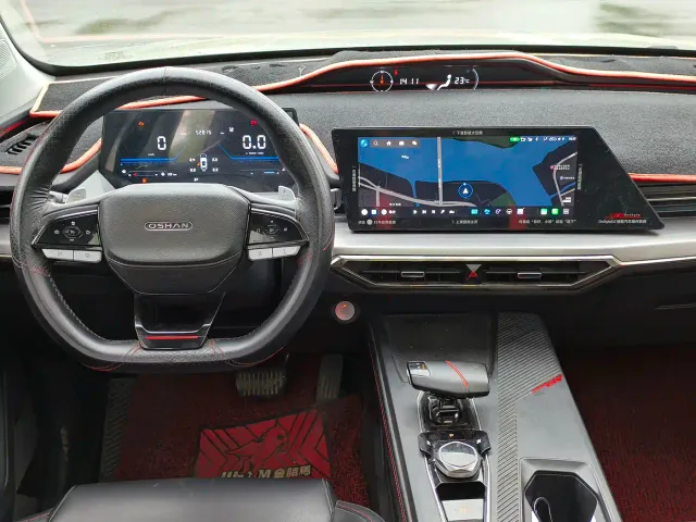 Changan Z6 — Фото автомобиля 5
