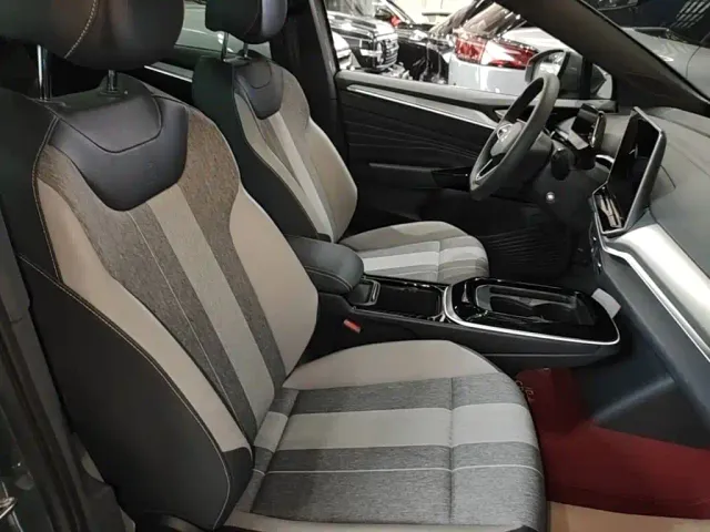 Volkswagen ID.4 Crozz — Фото автомобиля 24
