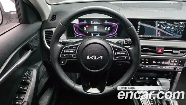 Kia Seltos — Фото автомобиля 13