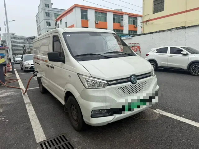 Dongfeng Yufeng Yufeng EM26 — Фото автомобиля 11